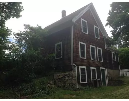 Hingham, MA 02043,17 Oregon Court