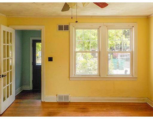 Portsmouth, RI 02871,62 Cove St
