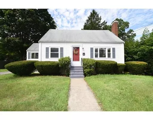 63 Durbeck Rd, Rockland, MA 02370