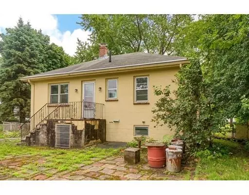Saugus, MA 01906,36 Gates Rd