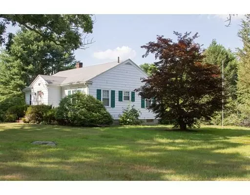 66 Dighton Ave, Taunton, MA 02780