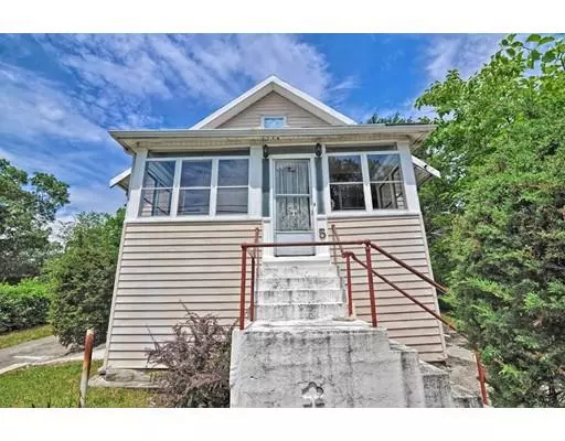 5 Waldo St, Randolph, MA 02368
