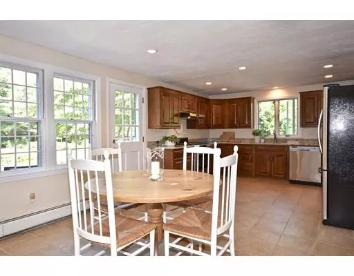 Dartmouth, MA 02747,51 Colonial Way