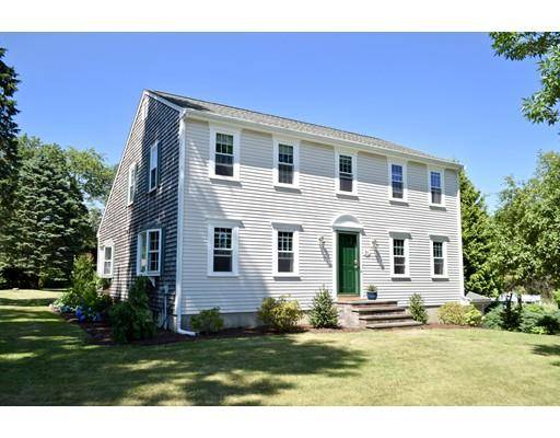 51 Colonial Way, Dartmouth, MA 02747