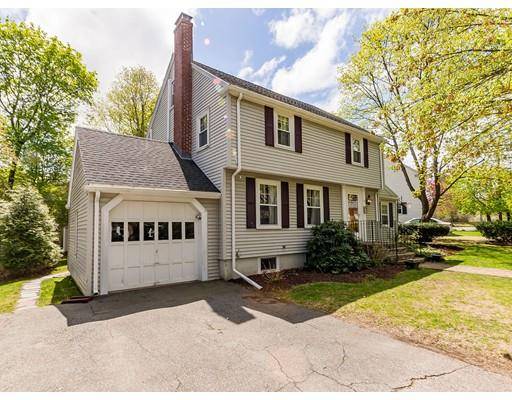 Newton, MA 02462,12 Hallron Rd