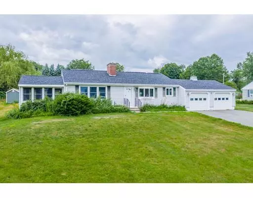 11 Kaolin Rd, Blandford, MA 01008