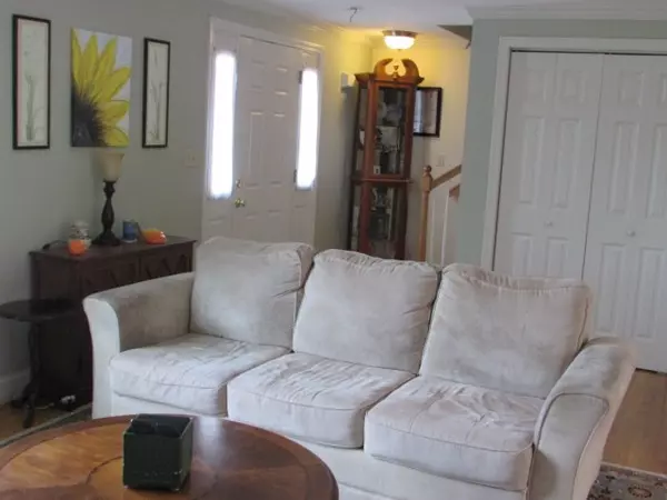 Hanson, MA 02341,823 W. Washington St. #823