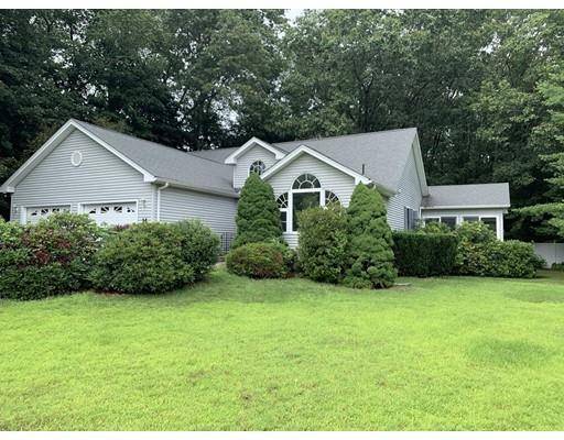 14 Deerfield Cir, Auburn, MA 01501