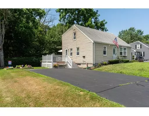 5 Hendricks St, Avon, MA 02322