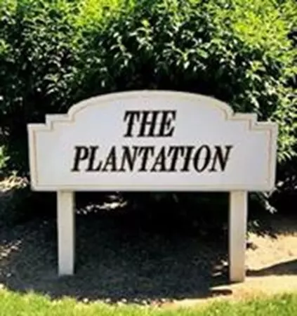 Agawam, MA 01001,103 Plantation Drive #103