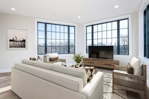 305 Webster Avenue #404, Cambridge, MA 02141