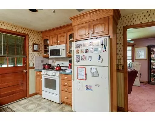 Abington, MA 02351,204 Groveland St