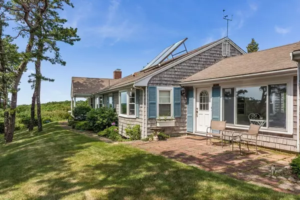 33 Fort Hill Road, Sandwich, MA 02537