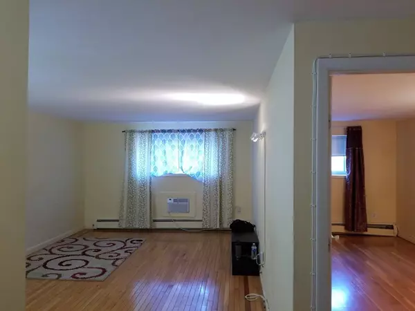 Boston, MA 02135,121 Tremont St #420