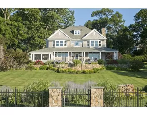 Hingham, MA 02043,30 Cushing Ave