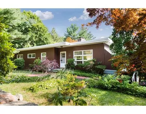 North Smithfield, RI 02896,64 Old Great