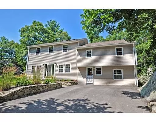 149 Grove St, Millville, MA 01529