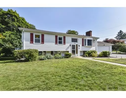 16 Willis Drive, Cumberland, RI 02864