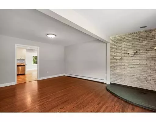 Northbridge, MA 01588,29 Hillside Dr