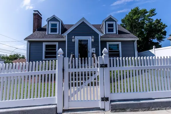 266 Mountain Ave, Revere, MA 02151