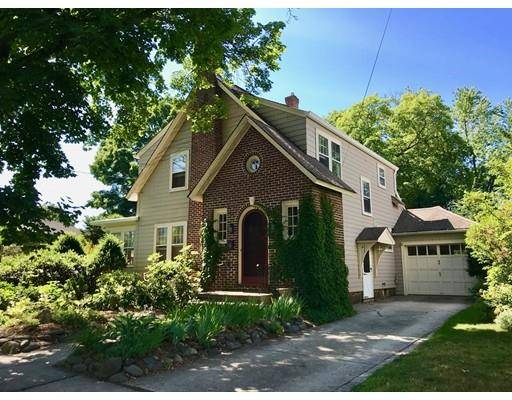 10 Ferrante Avenue, Greenfield, MA 01301