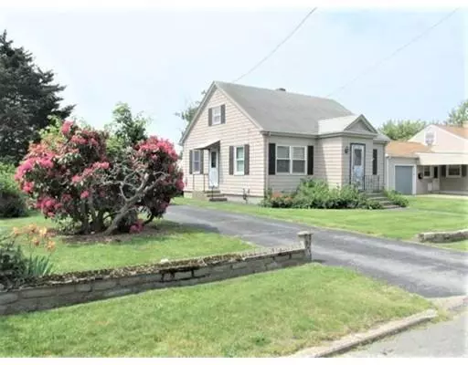 45 Bourne, Tiverton, RI 02878