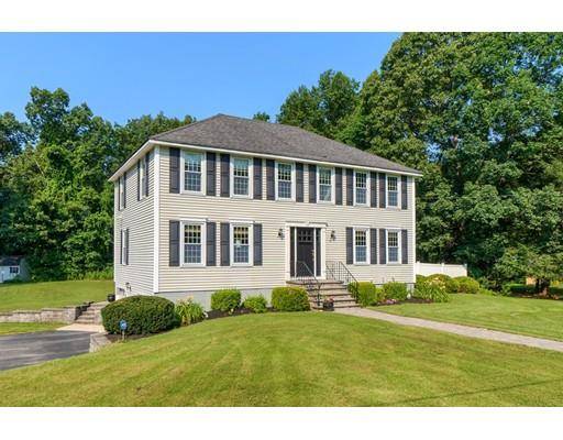 147 Lexington Rd, Dracut, MA 01826