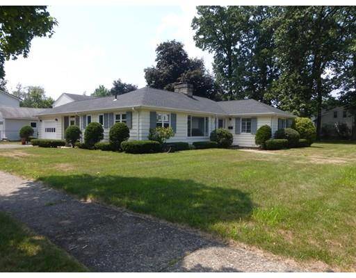 109 Homestead Blvd, Longmeadow, MA 01106