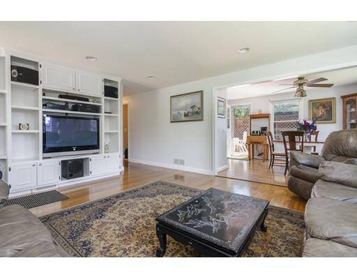 Bourne, MA 02559,39 Spruce Dr