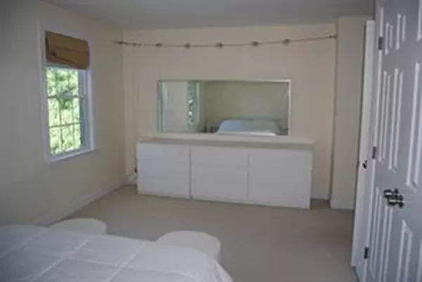 Ayer, MA 01432,28 West St #1A