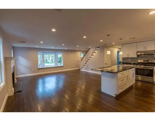 Randolph, MA 02368,5 Himoor Cir