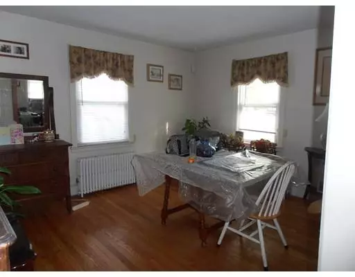 Agawam, MA 01001,805 River Rd