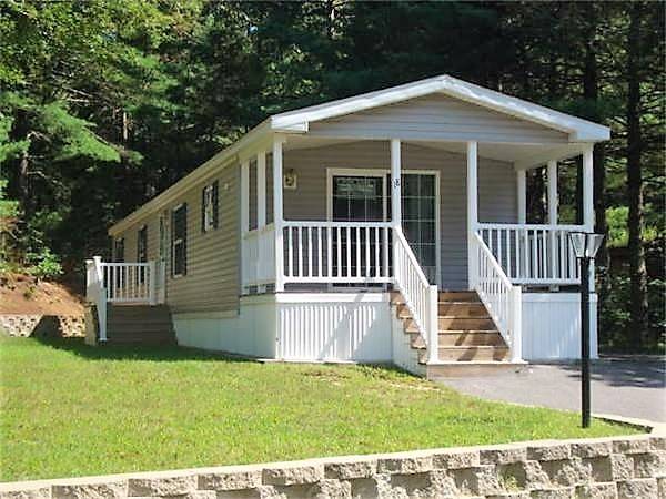 18 David Rd, Carver, MA 02330