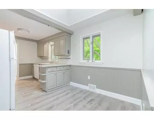 Canton, MA 02021,11 Hemlock Drive