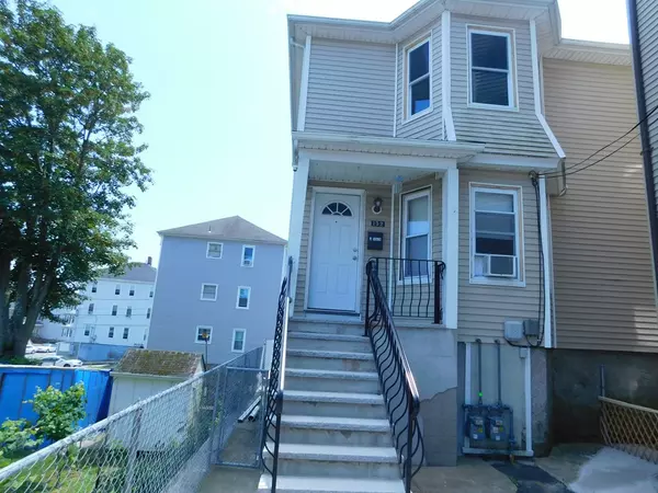 132 Lonsdale St, Fall River, MA 02721