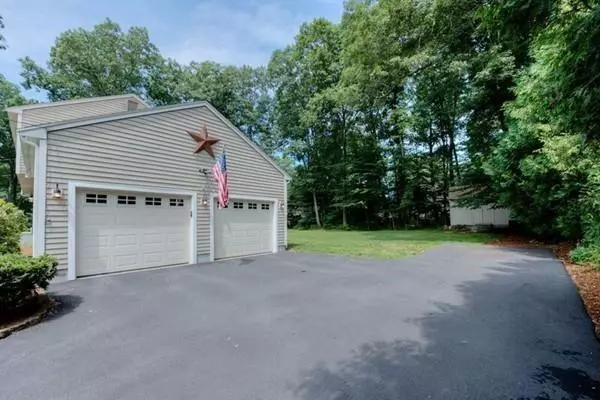 Northbridge, MA 01588,96 Kerry Ln