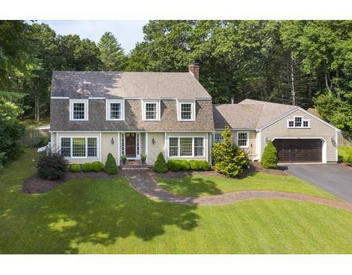 106 Upland Rd, Plympton, MA 02367