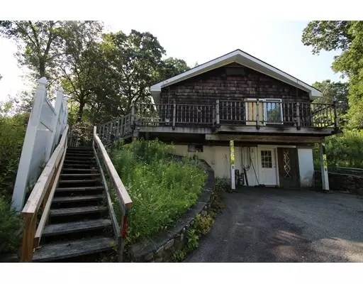 8 Pond Street, Saugus, MA 01906