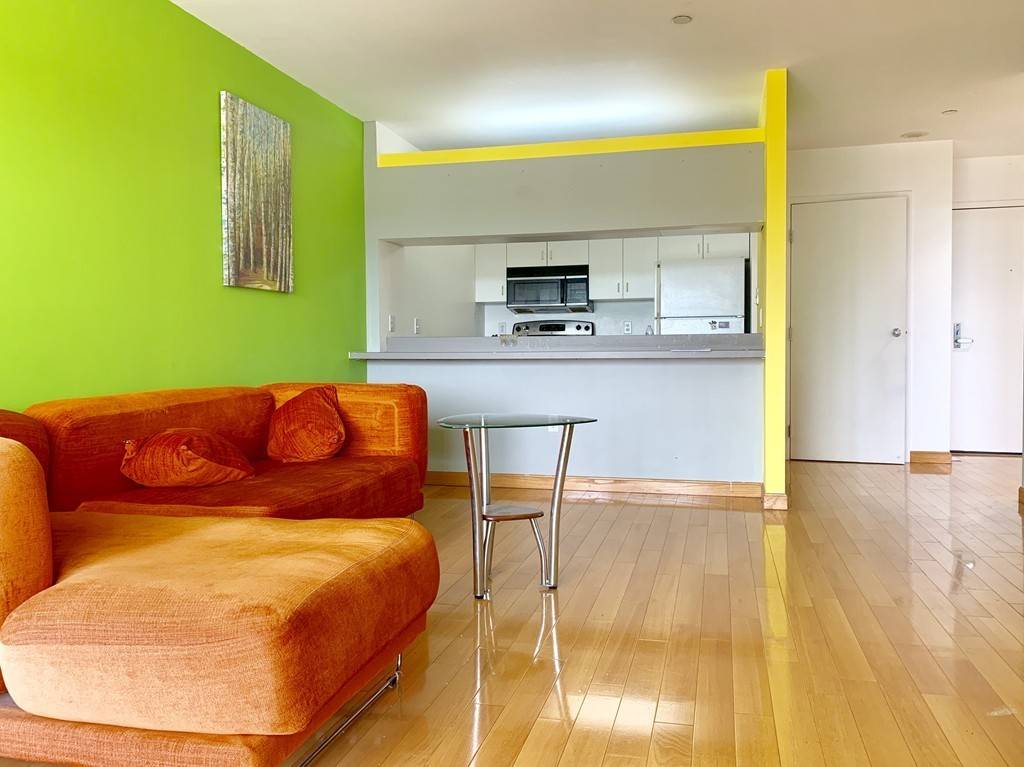 Quincy, MA 02171,100 W Squantum St #516