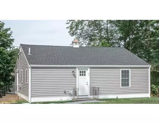 Berkley, MA 02779,21 Shore Road