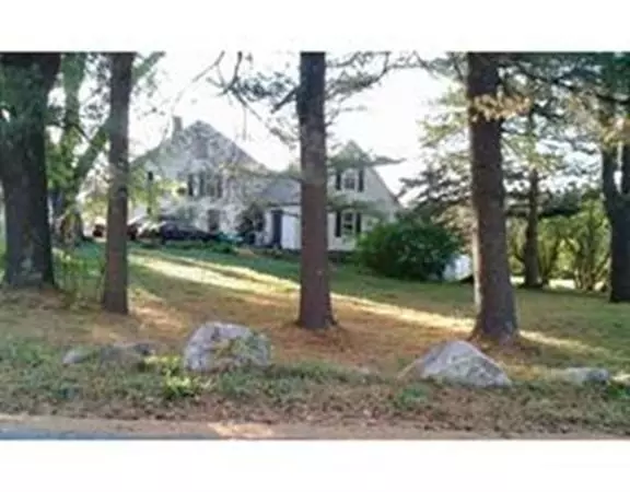 33 Mccormick Rd, Spencer, MA 01562