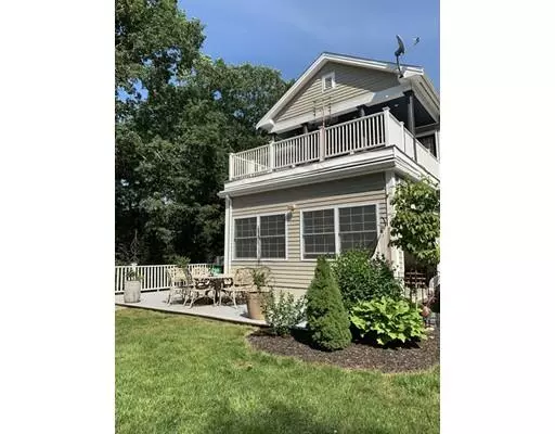 Duxbury, MA 02332,746 Franklin St