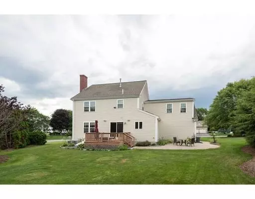Attleboro, MA 02703,24 Saint James Pl