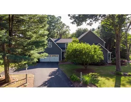 Walpole, MA 02081,14 Homeward Ln