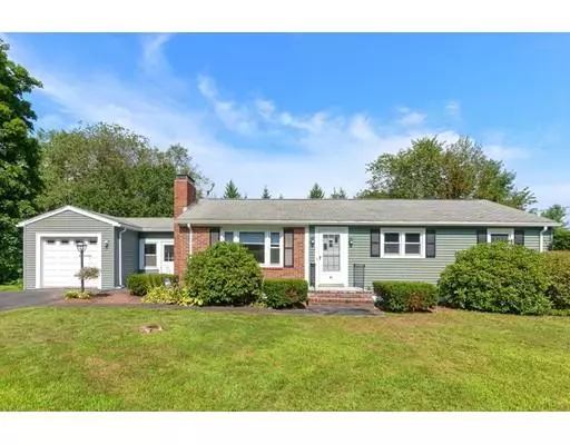 20 Charlton St, Lunenburg, MA 01462