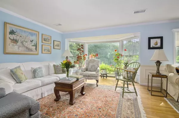 Chatham, MA 02633,42 Round Cove Rd