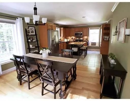 Sandown, NH 03873,27 Beechwood Rd.