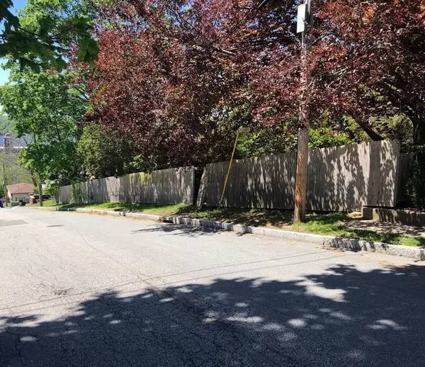 Lot 2 Martha St, Fall River, MA 02720