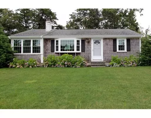 15 College Dr, Dennis, MA 02670