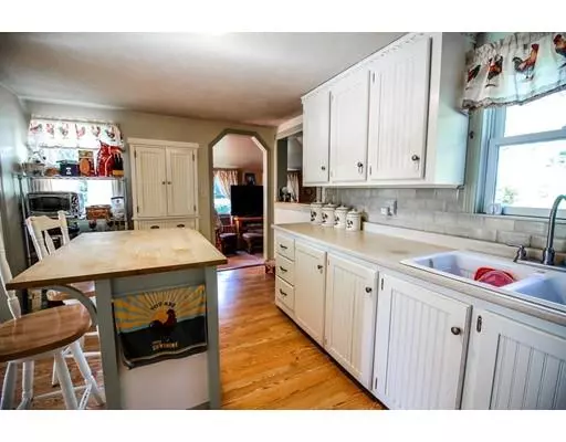 Rockland, MA 02370,159 Pleasant St